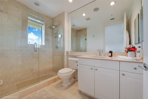 Купить кондоминиум в Корал-Гейблс, Флорида 3 спальни, 261.43м2, № 2068643 - фото 14