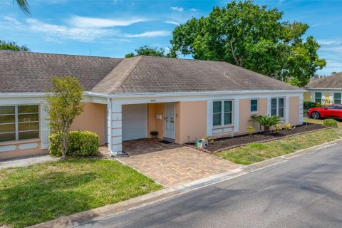 Condo in Seminole, Florida, 2 bedrooms № 2239551