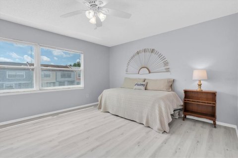 Townhouse in Largo, Florida 2 bedrooms, 97.36 sq.m. № 1765309 - photo 5