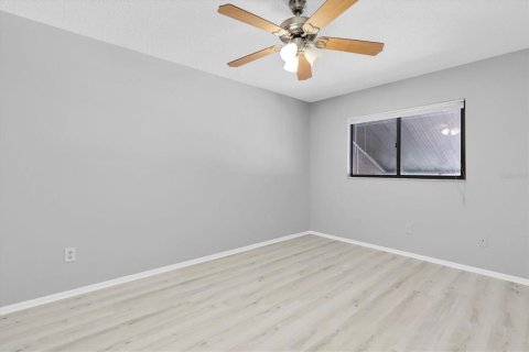 Townhouse in Largo, Florida 2 bedrooms, 97.36 sq.m. № 1765309 - photo 9