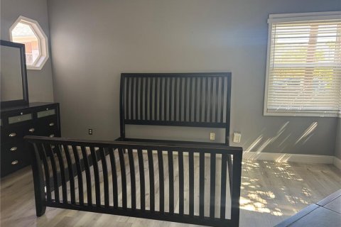Casa en venta en Orlando, Florida, 3 dormitorios, 166.02 m2 № 2388368 - foto 9