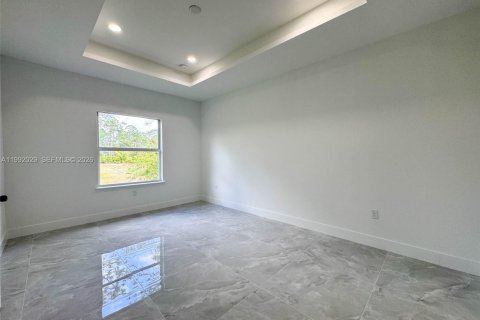 House in Lehigh Acres, Florida 4 bedrooms, 159.7 sq.m. № 2187823 - photo 15