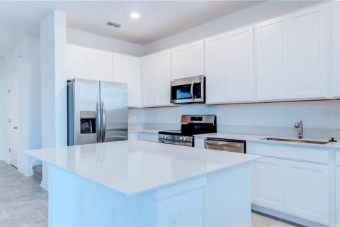 Touwnhouse à vendre à Davenport, Floride: 3 chambres, 161.46 m2 № 1733822 - photo 8
