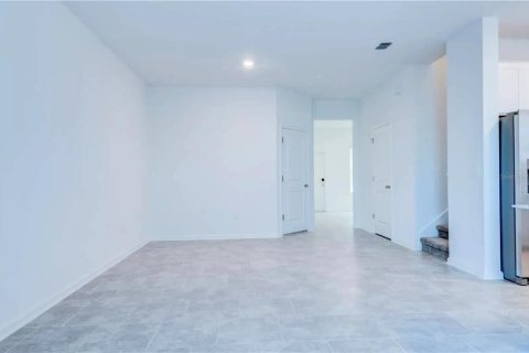 Touwnhouse à vendre à Davenport, Floride: 3 chambres, 161.46 m2 № 1733822 - photo 5