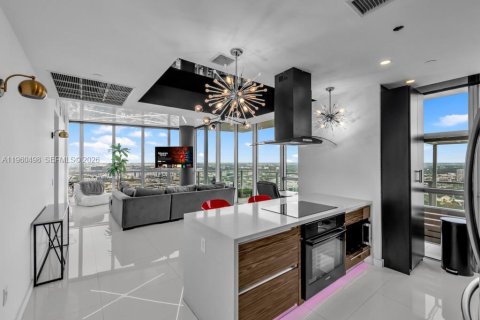 Купить кондоминиум в Майами, Флорида 2 спальни, 153.01м2, № 2027723 - фото 3