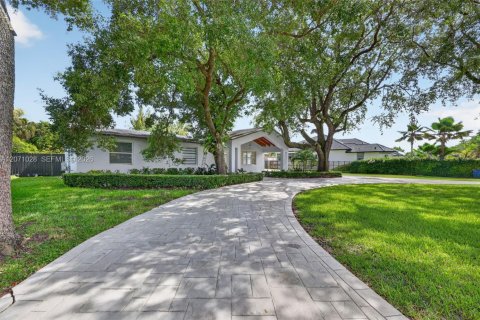Villa ou maison à Miami, Floride 4 chambres, 223.24 m2 № 2303861