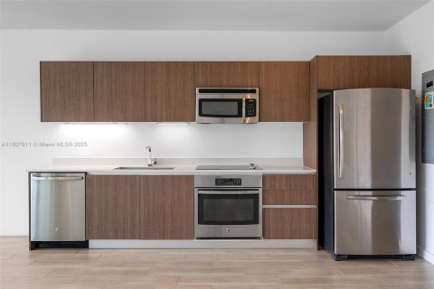 Condominio en venta en Miami, Florida, 52.49 m2 № 1756219 - foto 6