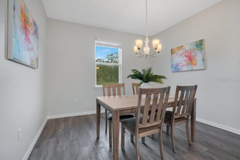 House in Leesburg, Florida 3 bedrooms, 149.29 sq.m. № 1791603 - photo 6