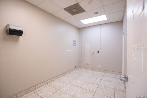 Immobilier commercial à vendre à Beverly Hills, Floride: 360.65 m2 № 2279808 - photo 26