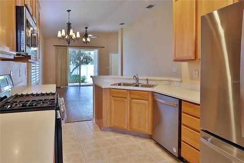 Villa ou maison à vendre à Wesley Chapel, Floride: 2 chambres, 135.08 m2 № 2234707 - photo 8