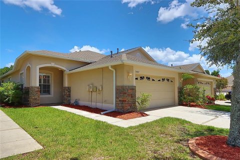 House in Wesley Chapel, Florida 2 bedrooms, 135.08 sq.m. № 2234707