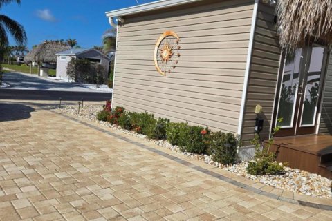 Commercial property in Okeechobee, Florida № 2184667 - photo 3