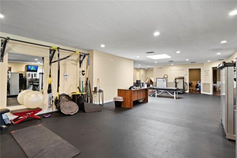 Commercial property in Saint Petersburg, Florida 537.35 sq.m. № 1722168 - photo 9