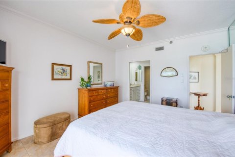 Condo in South Pasadena, Florida, 2 bedrooms № 2151910 - photo 20