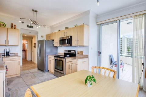 Condo in South Pasadena, Florida, 2 bedrooms № 2151910 - photo 4