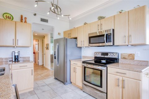 Condo in South Pasadena, Florida, 2 bedrooms № 2151910 - photo 7
