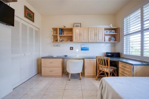 Condo in South Pasadena, Florida, 2 bedrooms № 2151910 - photo 23