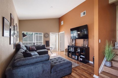 Touwnhouse à vendre à Tampa, Floride: 3 chambres, 172.33 m2 № 2416302 - photo 11