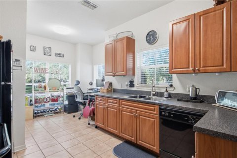 Touwnhouse à vendre à Tampa, Floride: 3 chambres, 172.33 m2 № 2416302 - photo 7