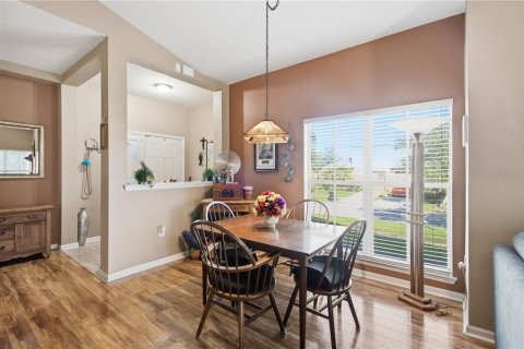 Touwnhouse à vendre à Tampa, Floride: 3 chambres, 172.33 m2 № 2416302 - photo 6