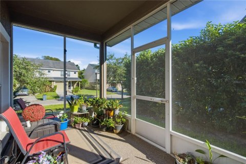 Touwnhouse à vendre à Tampa, Floride: 3 chambres, 172.33 m2 № 2416302 - photo 12