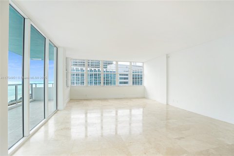 Apartamento en alquiler en Miami Beach, Florida, 2 dormitorios, 148.64 m2 № 1738332 - foto 15
