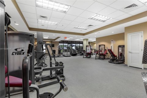 Condominio en venta en Miami, Florida, 1 dormitorio, 106.09 m2 № 1989927 - foto 18