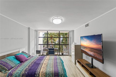 Copropriété à vendre à Hallandale Beach, Floride: 2 chambres, 99.87 m2 № 2063413 - photo 12