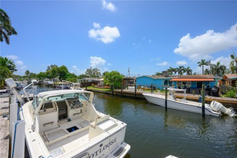 Casa en alquiler en Dania Beach, Florida, 2 dormitorios, 156.45 m2 № 2054789 - foto 5