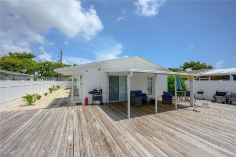 Casa en alquiler en Dania Beach, Florida, 2 dormitorios, 156.45 m2 № 2054789 - foto 6