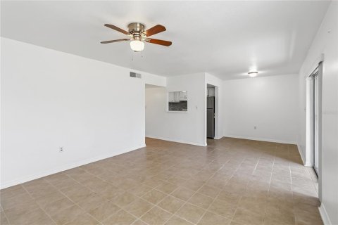 Copropriété à louer à Orlando, Floride: 2 chambres, 78.97 m2 № 2094642 - photo 6
