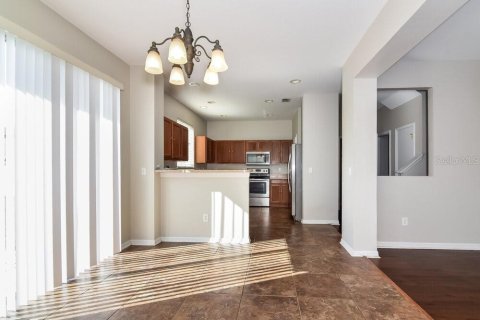 Villa ou maison à louer à Land O' Lakes, Floride: 3 chambres, 143.26 m2 № 1918116 - photo 5