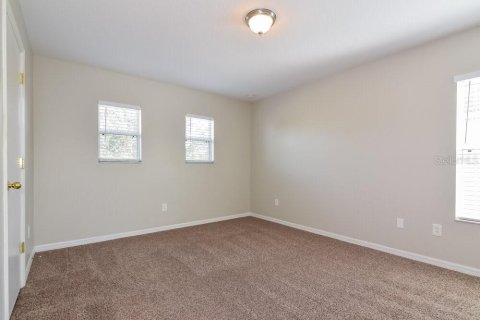 Villa ou maison à louer à Land O' Lakes, Floride: 3 chambres, 143.26 m2 № 1918116 - photo 8