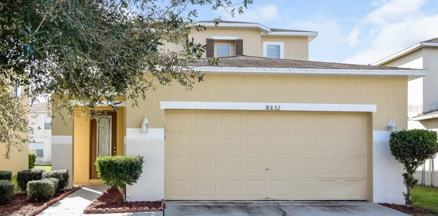 Casa en Land O' Lakes, Florida 3 dormitorios, 143.26 m2 № 1918116