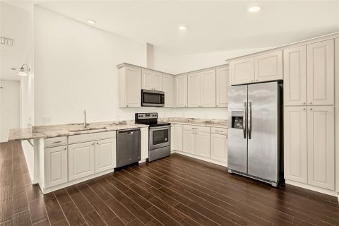 Villa ou maison à vendre à Largo, Floride: 2 chambres, 125.98 m2 № 2416295 - photo 5