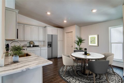 Villa ou maison à vendre à Largo, Floride: 2 chambres, 125.98 m2 № 2416295 - photo 8