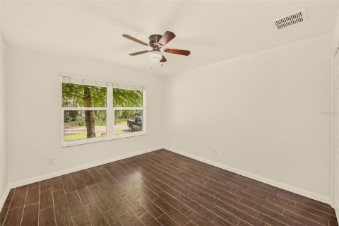 Villa ou maison à vendre à Largo, Floride: 2 chambres, 125.98 m2 № 2416295 - photo 17