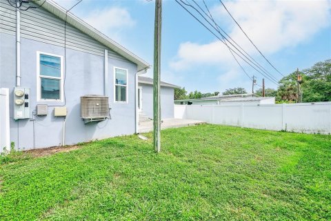 Villa ou maison à vendre à Largo, Floride: 2 chambres, 125.98 m2 № 2416295 - photo 28