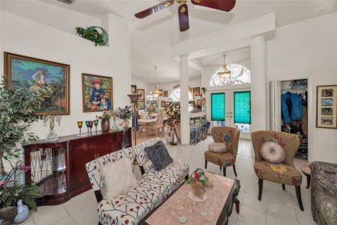 House in Palm Harbor, Florida 5 bedrooms, 299.8 sq.m. № 1907714 - photo 8
