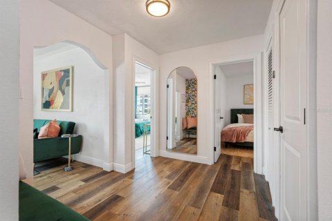 Снять в аренду виллу или дом в Тампа, Флорида 5 комнат, 94.76м2, № 2229277 - фото 13