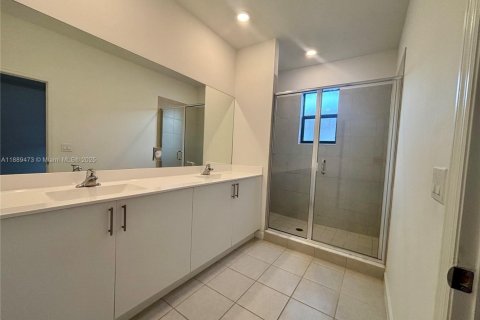 Touwnhouse à louer à Pembroke Pines, Floride: 3 chambres, 175.4 m2 № 1938701 - photo 10