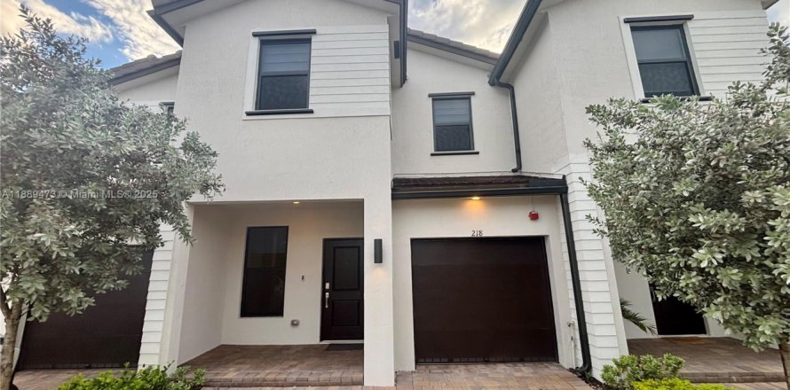 Touwnhouse à Pembroke Pines, Floride 3 chambres, 175.4 m2 № 1938701