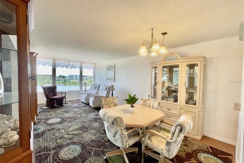 Copropriété à louer à Winter Haven, Floride: 2 chambres, 110.55 m2 № 2210618 - photo 10