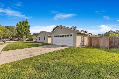 Casa en venta en Orlando, Florida, 4 dormitorios, 140.28 m2 № 2231880 - foto 4