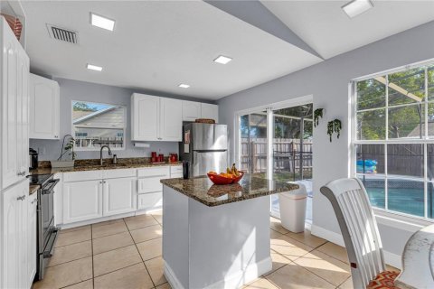 Casa en venta en Orlando, Florida, 4 dormitorios, 140.28 m2 № 2231880 - foto 10