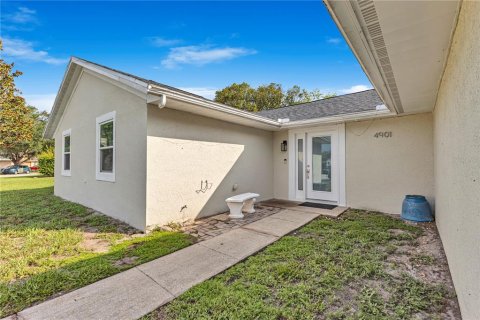 Casa en venta en Orlando, Florida, 4 dormitorios, 140.28 m2 № 2231880 - foto 2