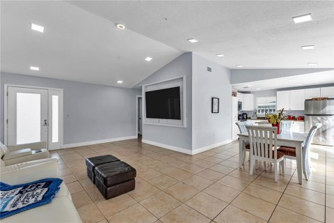 Casa en venta en Orlando, Florida, 4 dormitorios, 140.28 m2 № 2231880 - foto 7