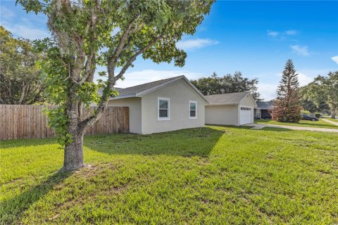 Casa en venta en Orlando, Florida, 4 dormitorios, 140.28 m2 № 2231880 - foto 3