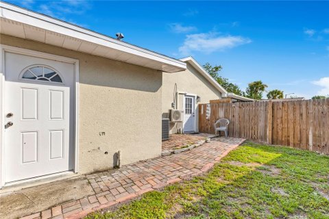 Casa en venta en Orlando, Florida, 4 dormitorios, 140.28 m2 № 2231880 - foto 29