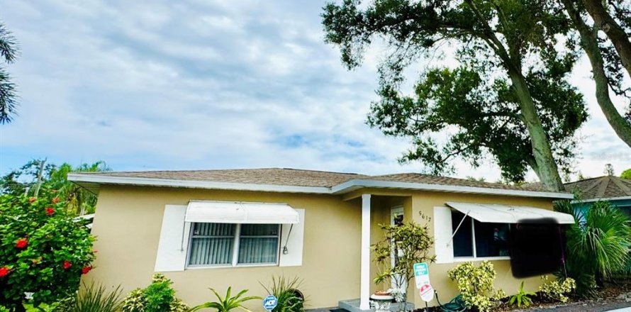 Immobilier commercial à Gulfport, Floride 171.96 m2 № 1904619